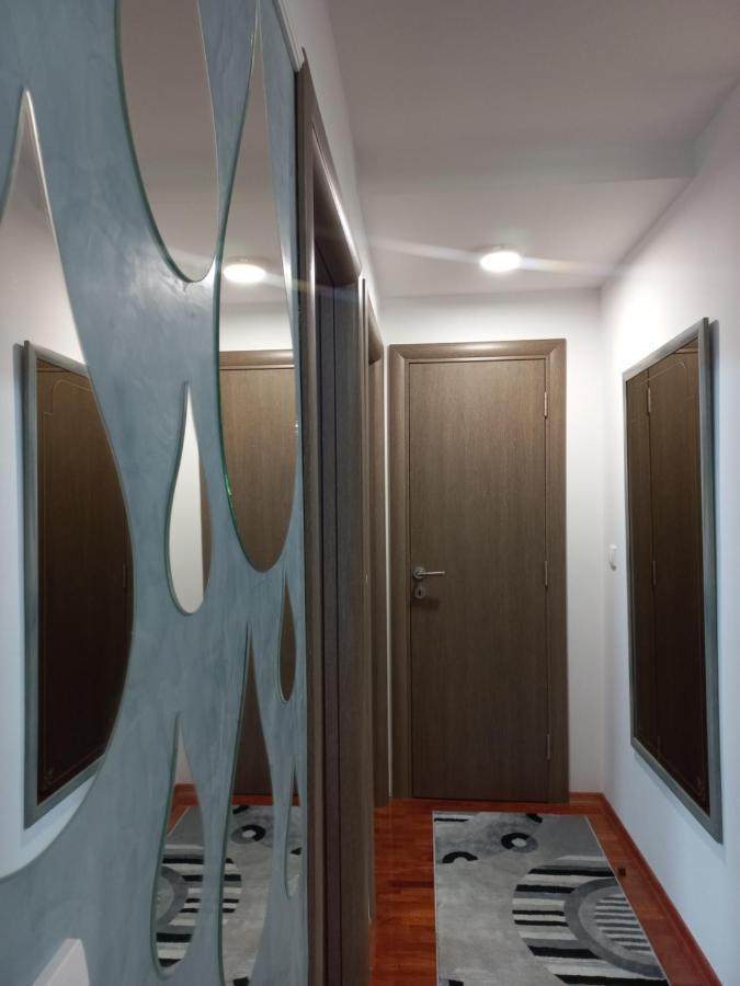 Twins Apartments Cacak Exterior photo